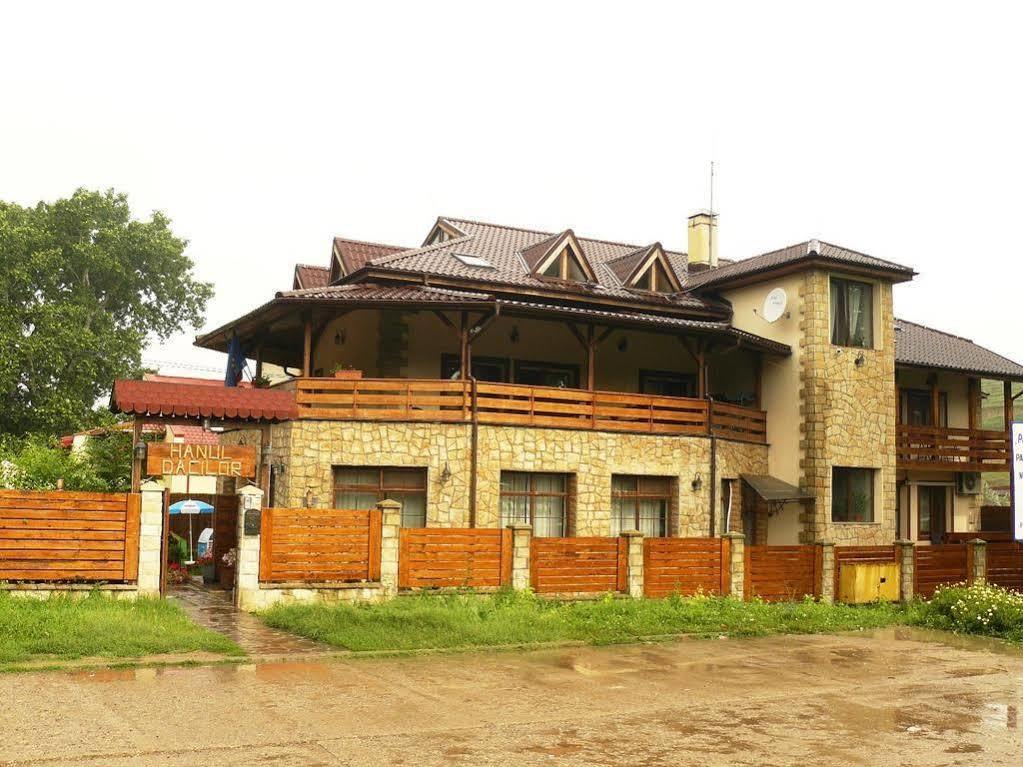 Hanul Dacilor Iasi Exterior foto